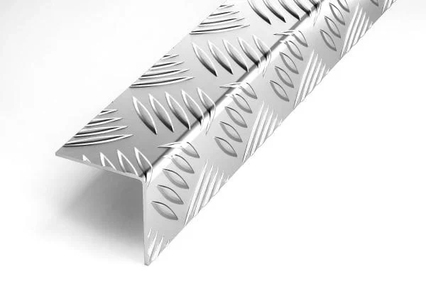 Уголок алюминиевый рифленый квинтет